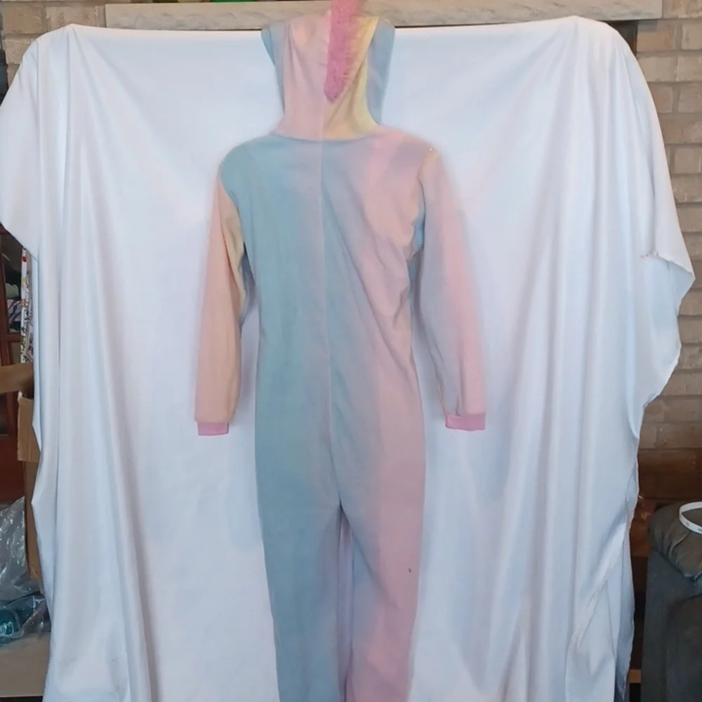 Spirit Halloween unicorn costume, kids sz 12/14, no tail